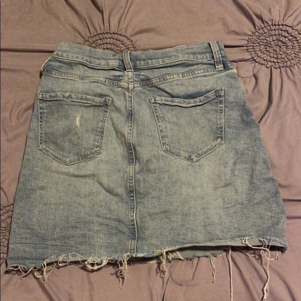 Only worn once just didn’t look good on my body type